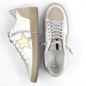 NIB Rosalia Gold ShuShop size 6 1/2